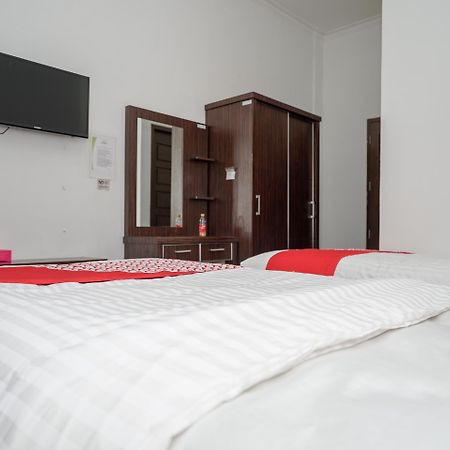 Oyo 346 Guest House Dempo Jakabaring Palembang Ngoại thất bức ảnh