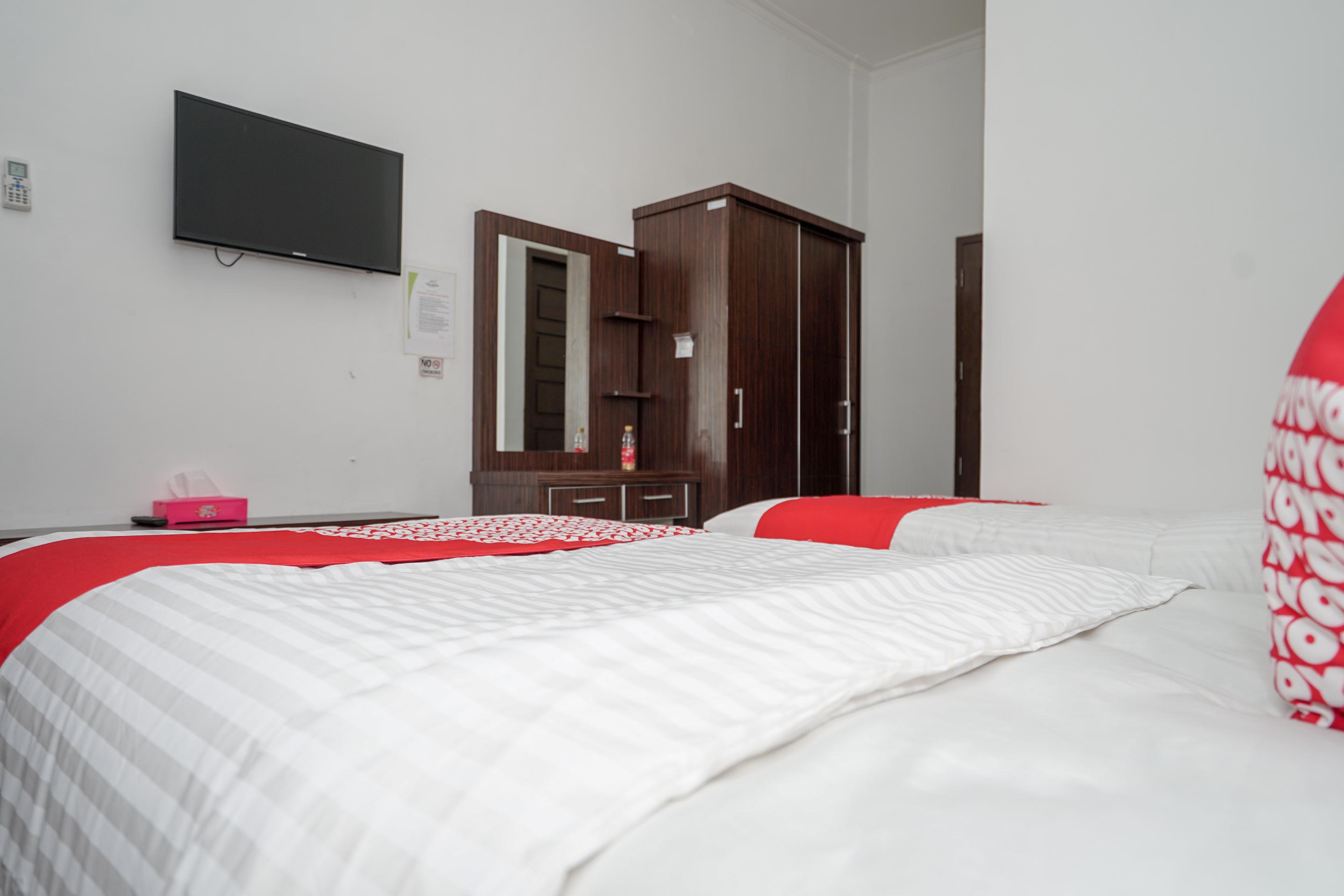 Oyo 346 Guest House Dempo Jakabaring Palembang Ngoại thất bức ảnh