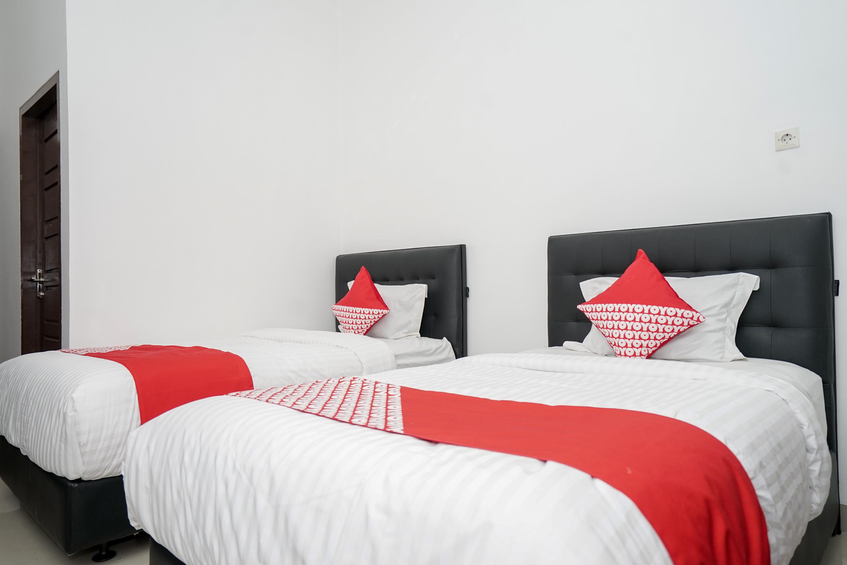 Oyo 346 Guest House Dempo Jakabaring Palembang Ngoại thất bức ảnh