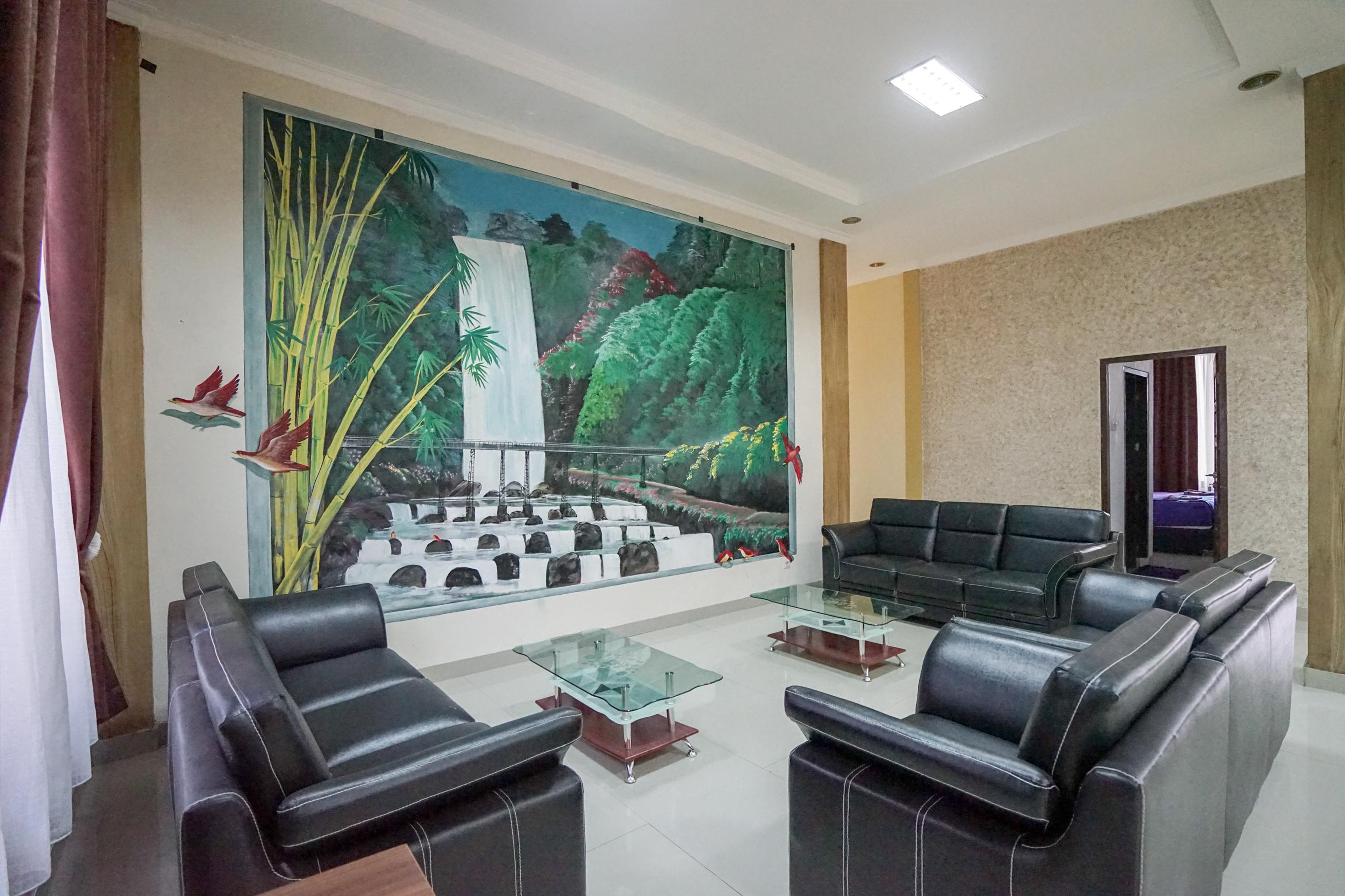 Oyo 346 Guest House Dempo Jakabaring Palembang Ngoại thất bức ảnh